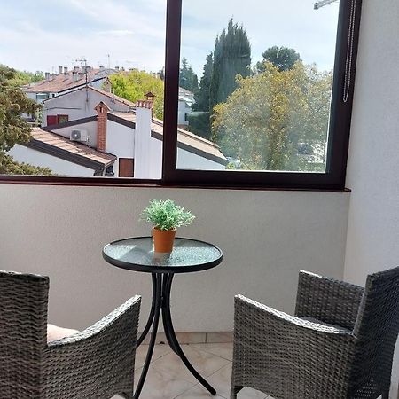 Apartment Cervar Porec Exterior photo